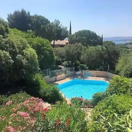 Apartmán Lovely With Sea View Sainte-Maxime