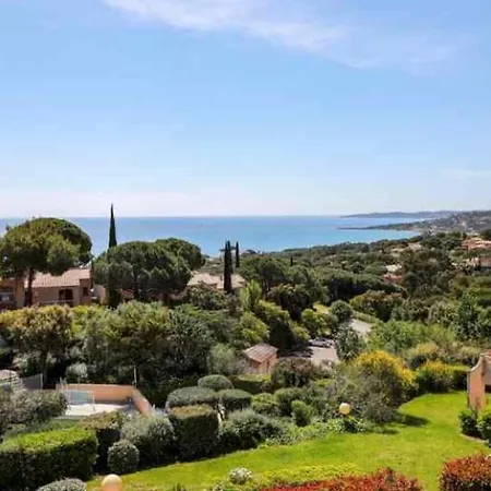 Apartment Lovely With Sea View